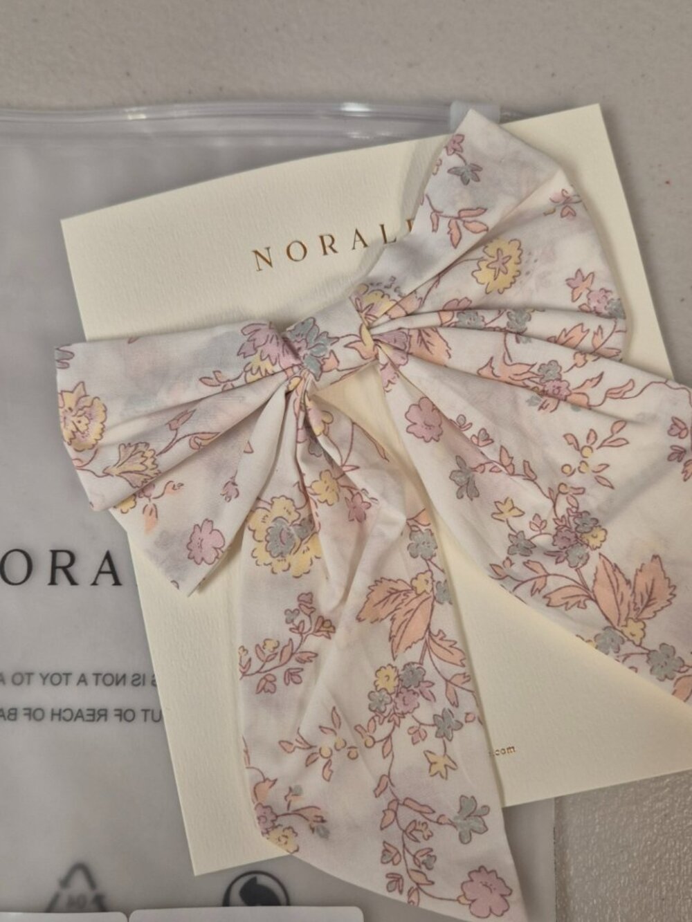 NWT Noralee Floral Bow